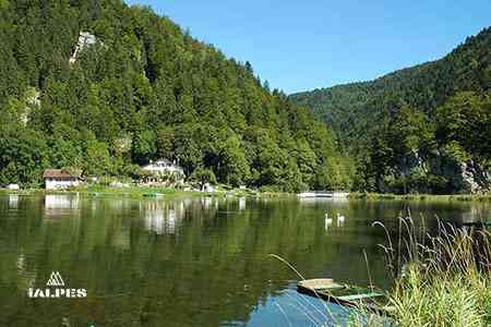 Lac La Chaud-de-Fond. Suisse