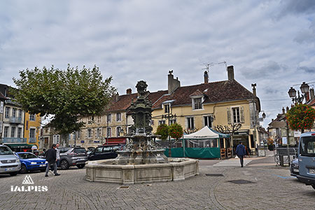 Poligny, fontaine de Franche-Comté, Jura