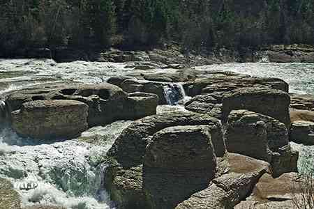 Pont de Poite, marmittes géantes
